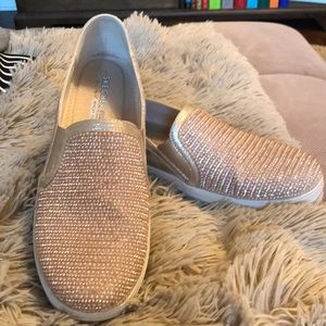 Skecher rose gold glitter tennis shoe